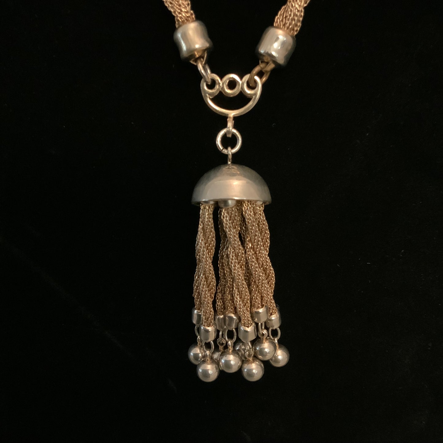 Vintage Gold Tone Braided Dangling Tassel Pendant Necklace 16.5" Good Condition