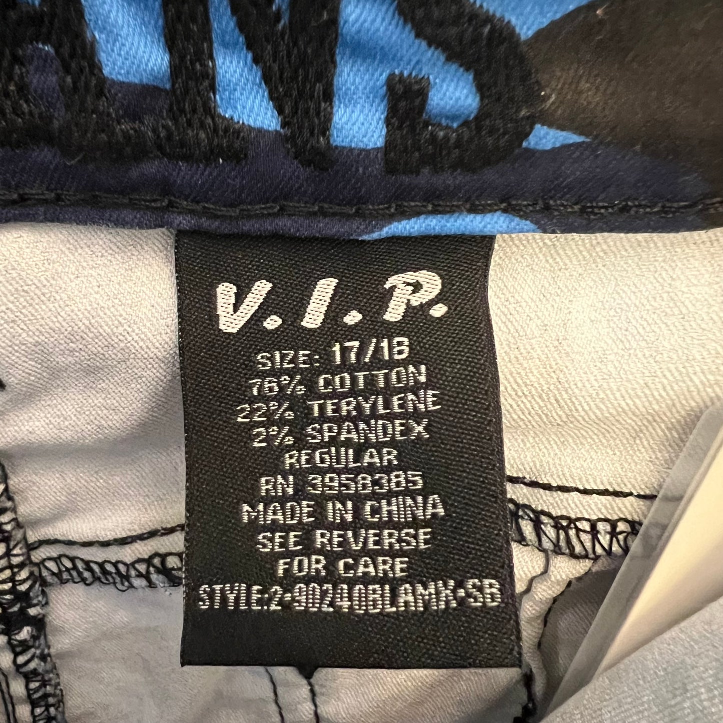 VIP Jeans Sculpting Stretch Camo Cargo Cropped Jogger Pants Size 17/18 New with Tags