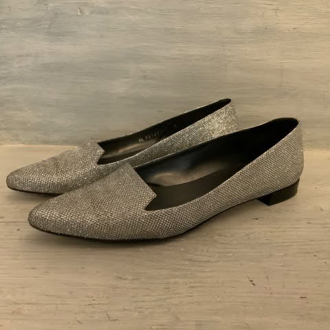 Stuart Weitzman Metallic Silver Shimmer Flat Shoe Size 9 Good Condition