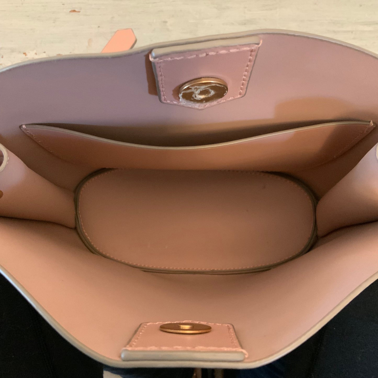 Mauve Pink Faux Leather Crossbody Bag Purse Good Condition