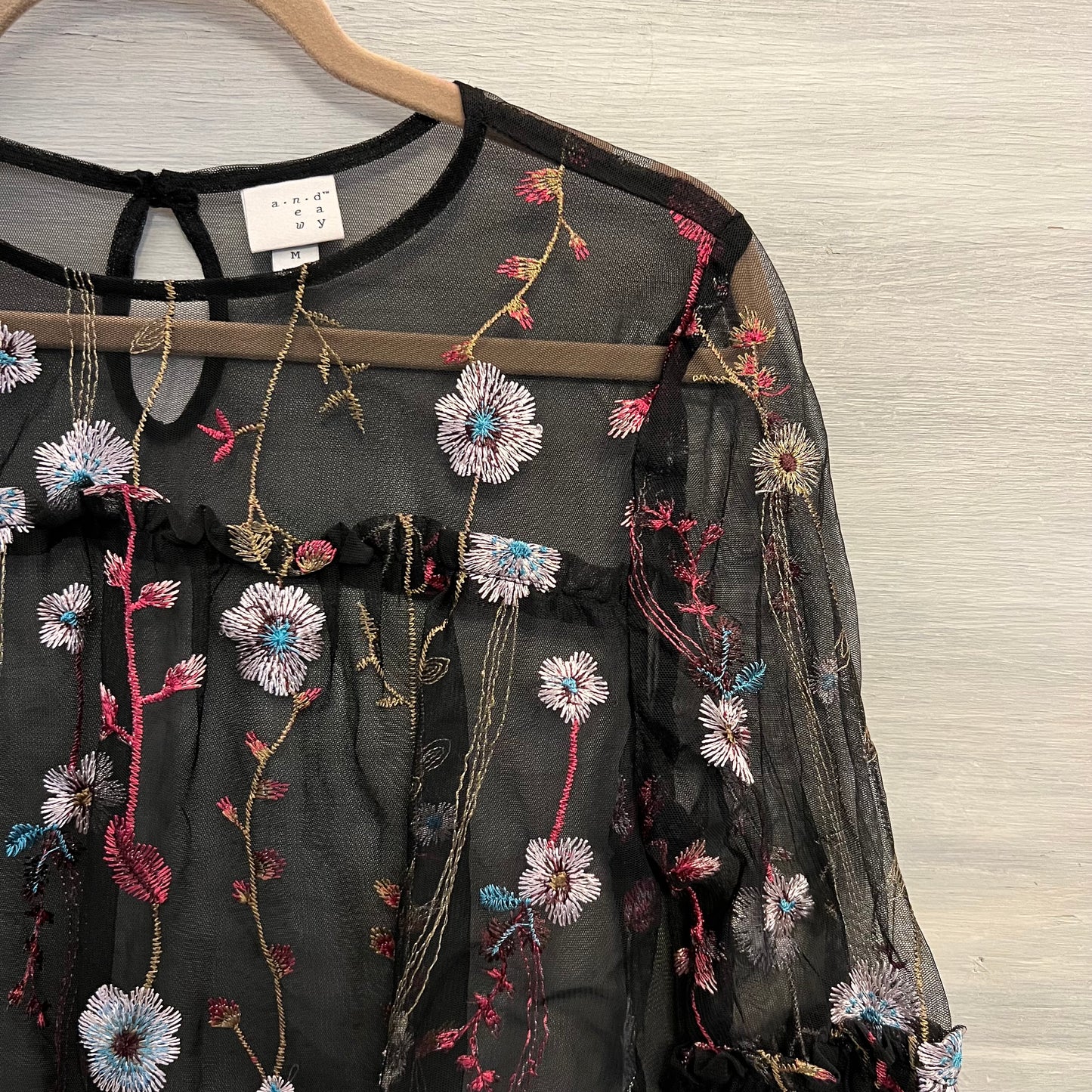 a new day Colorful Embroidered Flower Sheer Black Cropped Blouse Medium Like New