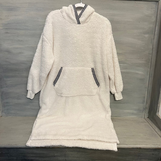 Joyspun White Sherpa Hooded Kangaroo Pocket Pullover Night Gown XS Good Condition