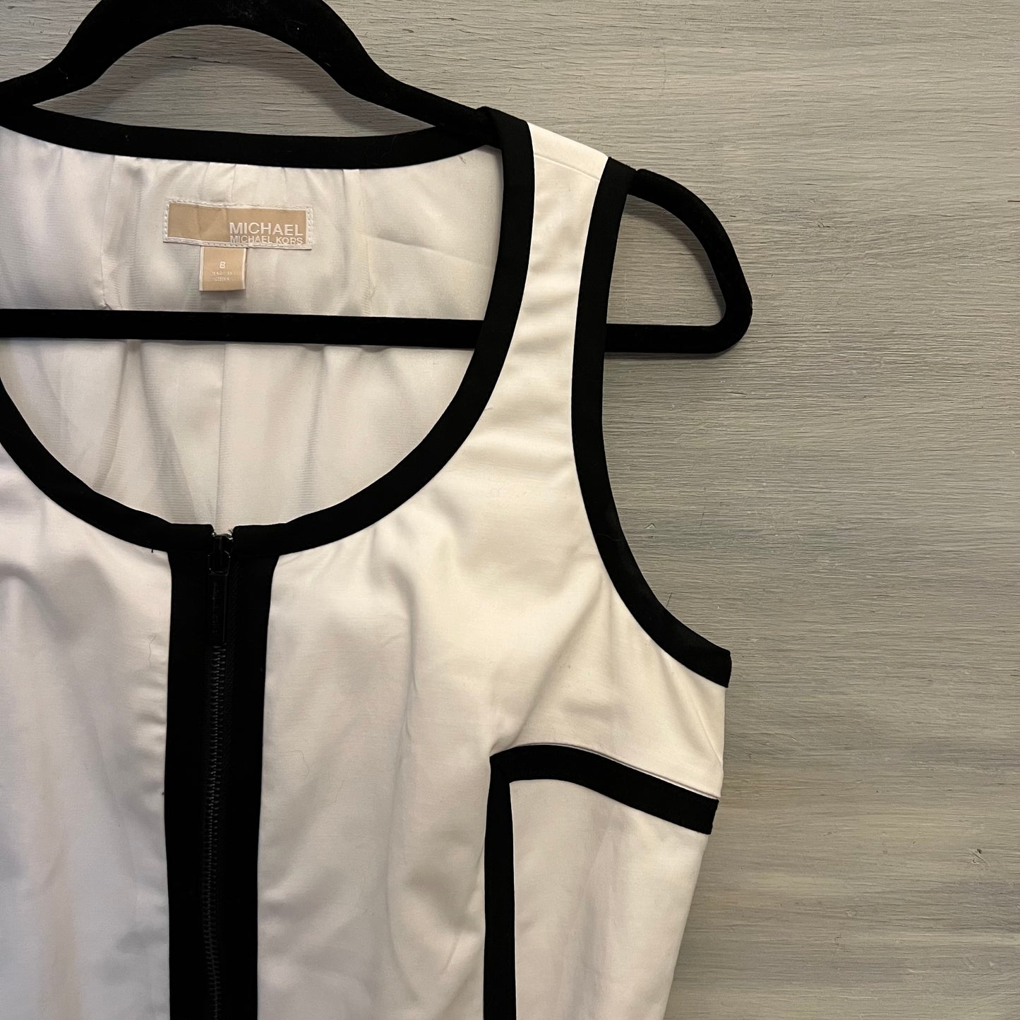 Michael Kors White Black Trim Sleeveless Dress Size 8 Good Condition