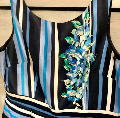 Julian Taylor Blue Fit and Flare Sleeveless Pockets Zipper Back Dress Size 14 Like New