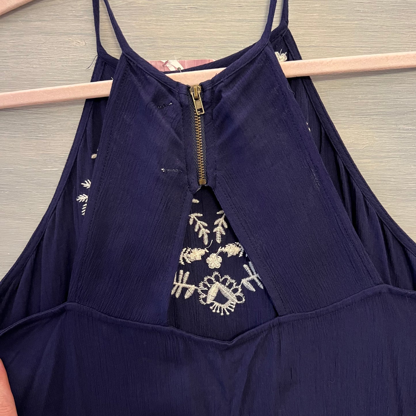 Love Fire Navy Blue White Embroidered Racerback Halter Neck Tank Top Size XL New with Tags
