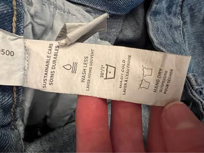 Refuge 100% Cotton Mom High Rise Heavily Distressed Medium Wash Denim Blue Jeans Size 5 Good Condition