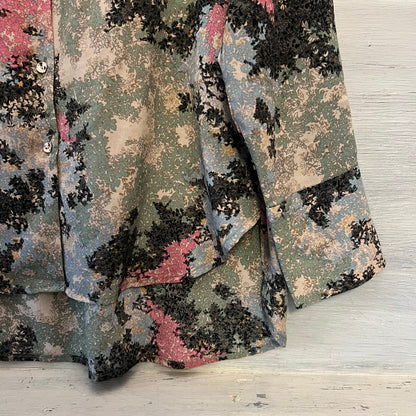 entro Tiger Black Blue Green Pink Floral Print Button Down High Low Blouse Large Good Condition