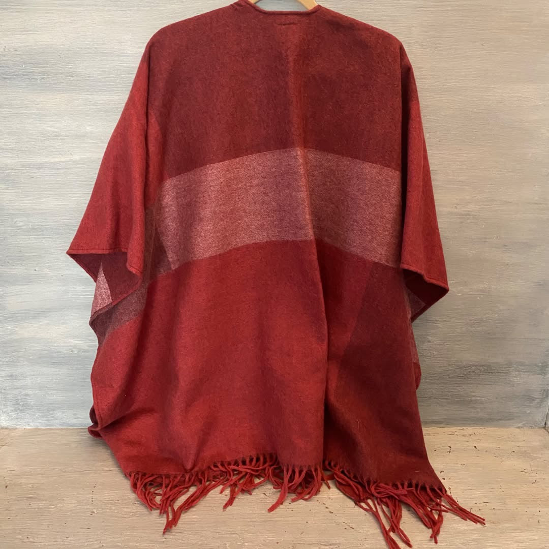Woolrich Cape Burgundy Red One Size Like New