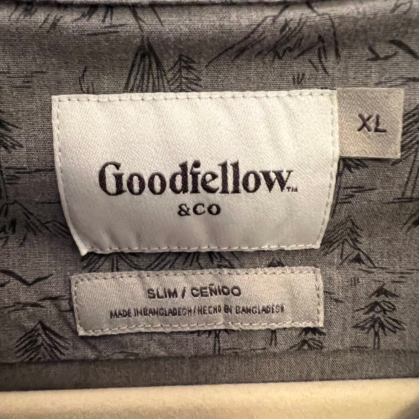 Goodfellow Northrop Slim Fit Gray Nature Print Button Down Shirt Size XL Good Condition