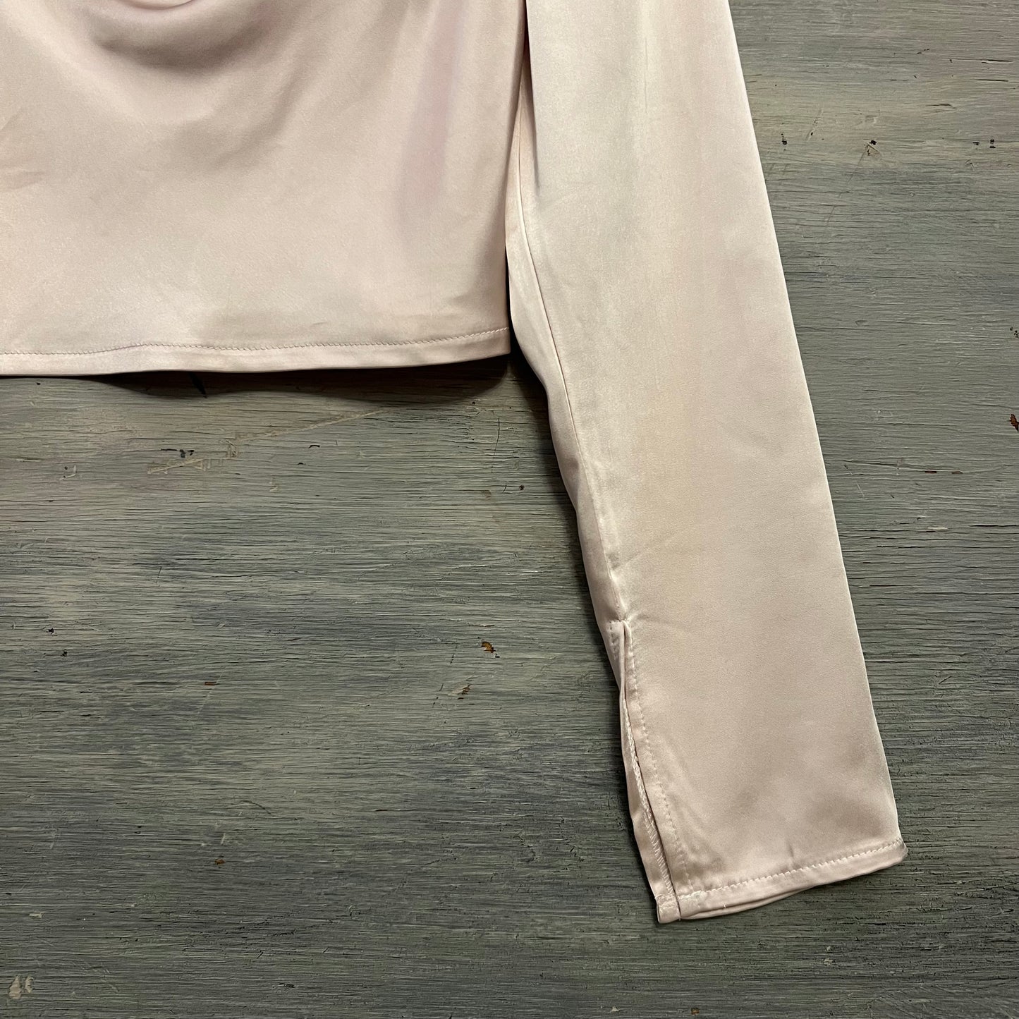 Princess Polly Satiny Champagne Cropped Top Blouse Size 6 Like New