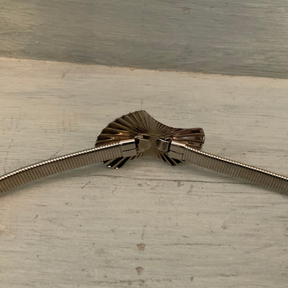Vintage Silver Metal Stretch Cinch Waist Belt 24”-28” Good Condition