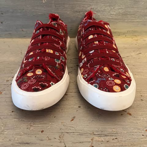 Rocket Dog Burgundy Floral Print Slip On Canvas Sneakers Size 9.5 Good Condition