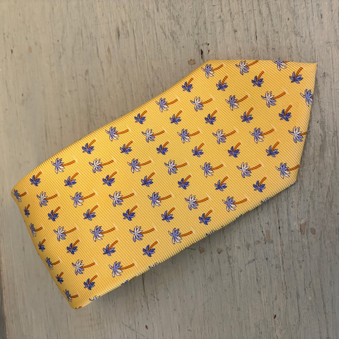 Tommy Hilfiger 100% Silk Yellow Palm Tree Traditional Tie Good Condition