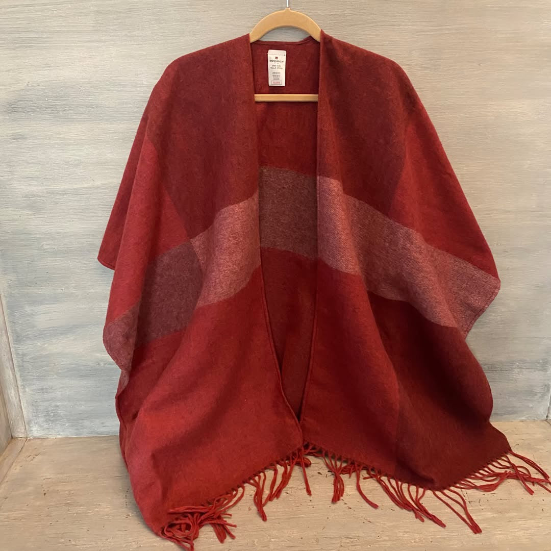 Woolrich Cape Burgundy Red One Size Like New