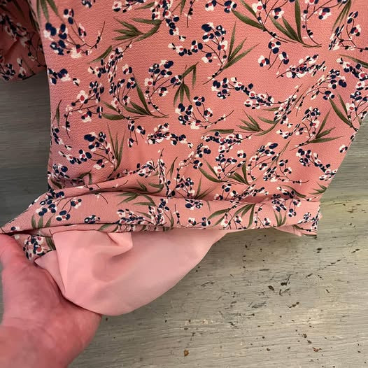 Belongsci Floral Above Knee Dress Medium Good Condition