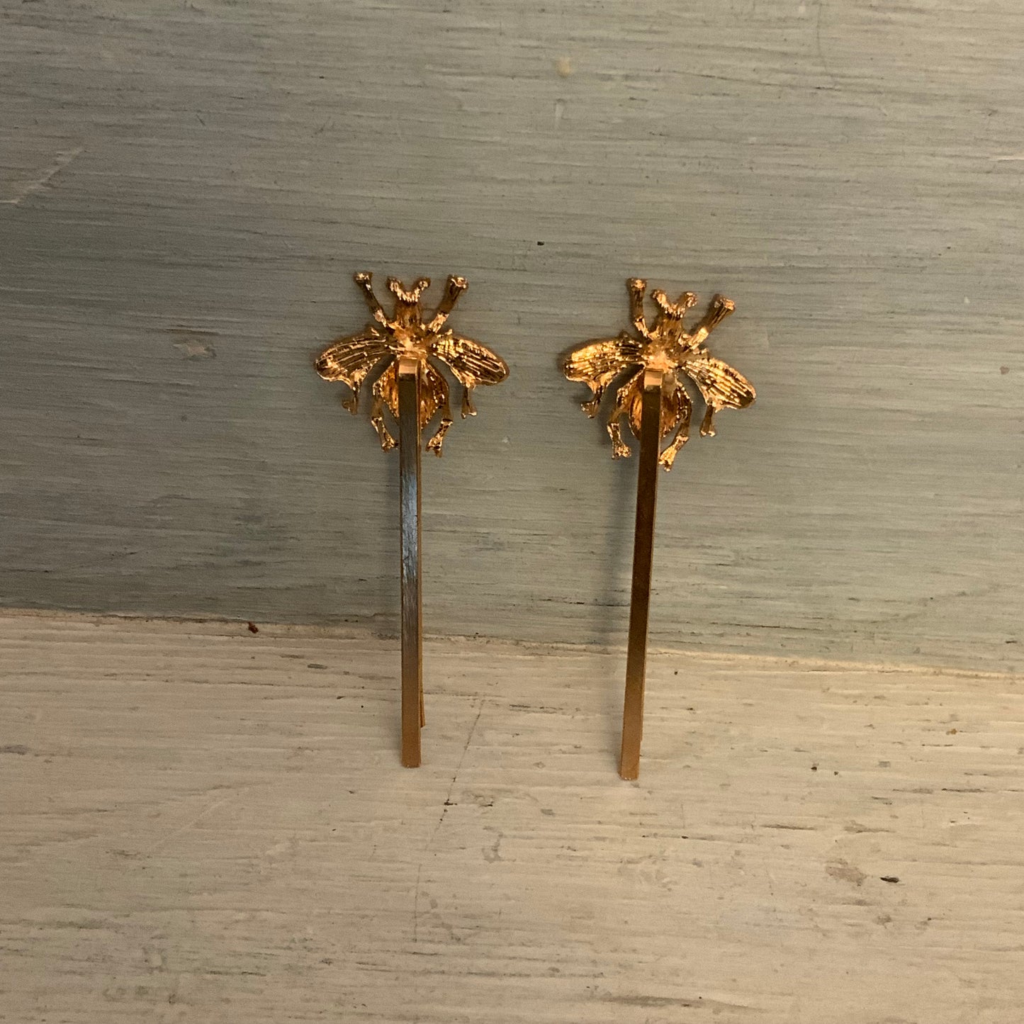 Set of 2 Gold Tone Decorative Bumble Bee Bobby Pin Hairpins 3" Long Good Condition