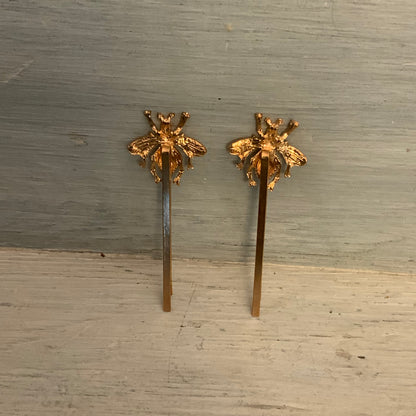 Set of 2 Gold Tone Decorative Bumble Bee Bobby Pin Hairpins 3" Long Good Condition