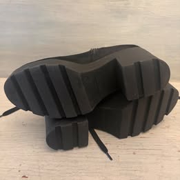 Rouge Faux Suede Black Platform Block High Heel Combat Booties Size 8 Good Condition