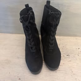 Rouge Faux Suede Black Platform Block High Heel Combat Booties Size 8 Good Condition