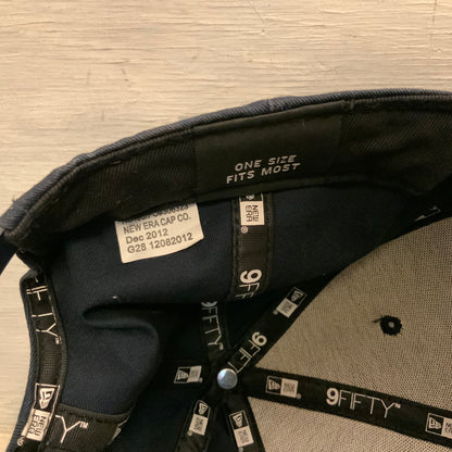 New Era On the Hook Fishwear 9Fifty Navy Embroidered Fish Snapback Ballcap One Size Fits Most Good Condition