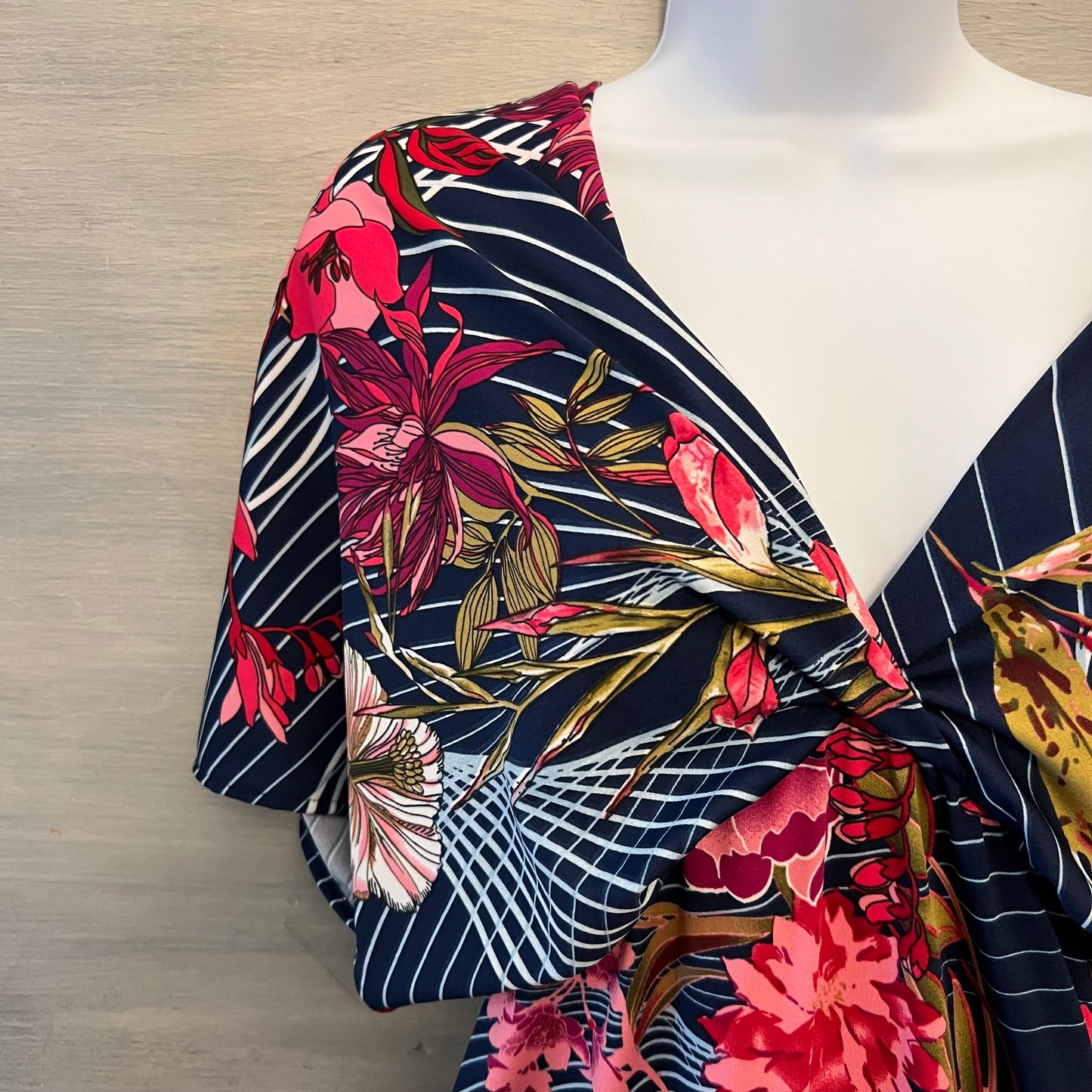 24seven Comfort Apparel Vneck Abstract Floral Print Maxi Dress Size Large Good Condition