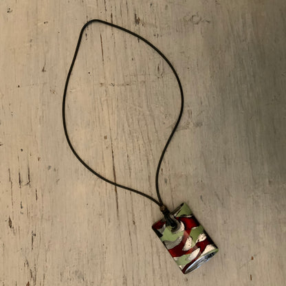 Green Red Silver Abstract Rectangular Glass Stone Pendant Necklace Good Condition