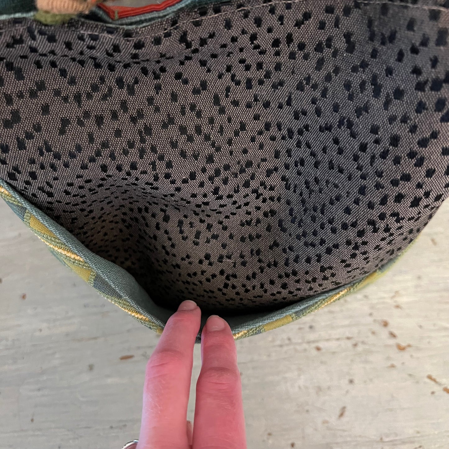 Scarlet Design Multi Pattern Fabric Yarn Handle Shoulder Bag Purse 10x10x4 Good Condition