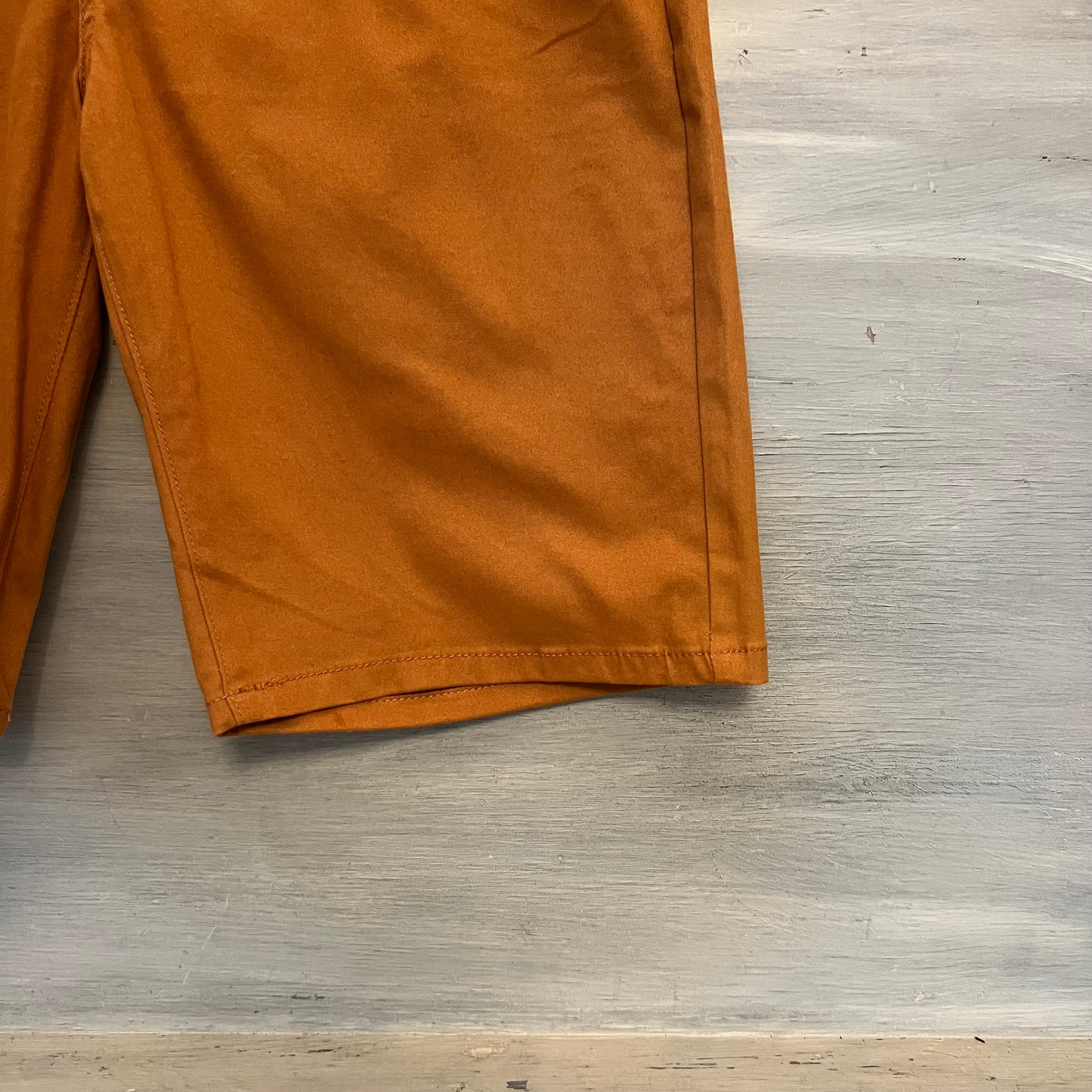 Jeanstation  Camel Flat Front Chino Shorts Size 38 New with Tag