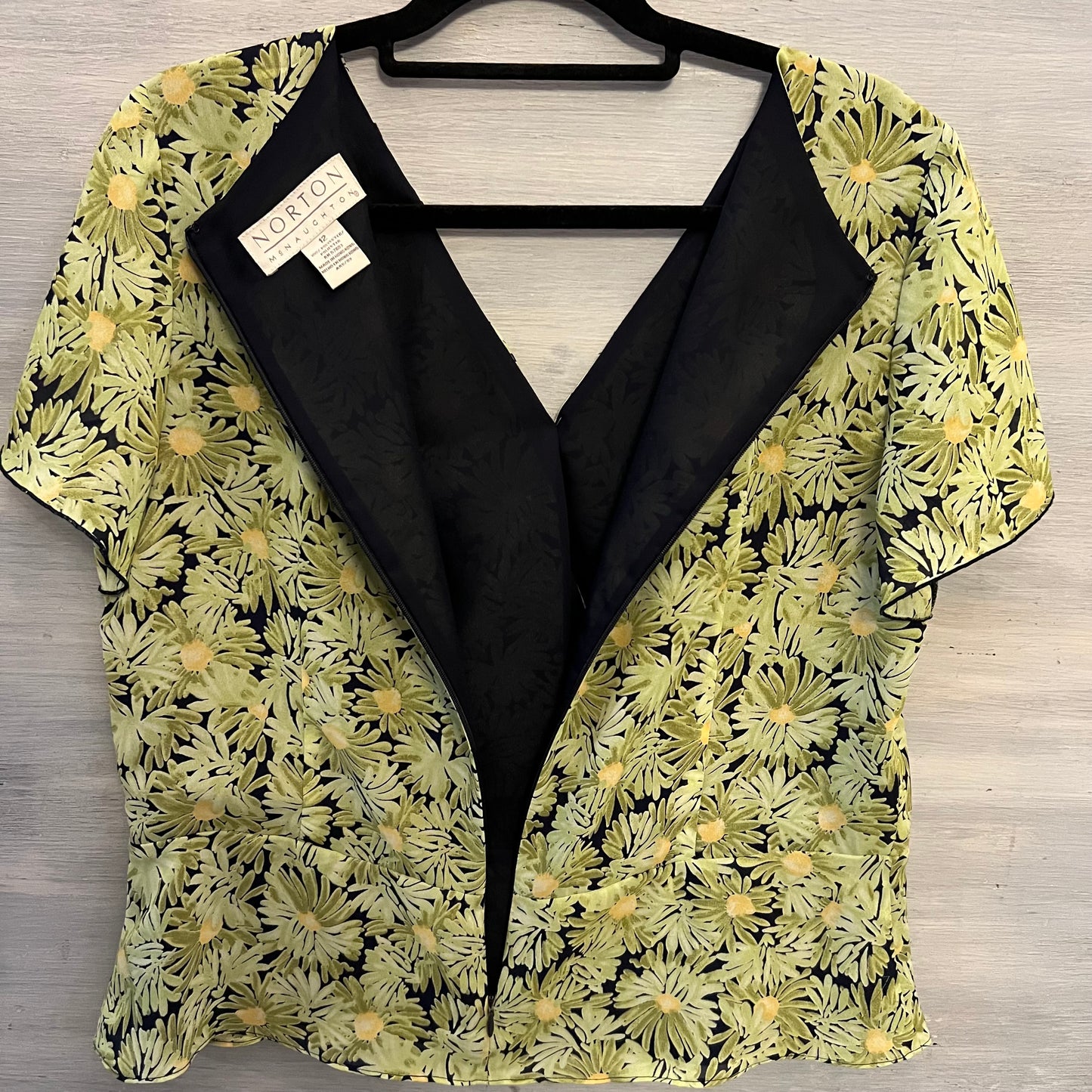 Vintage Norton McNaughton 2 Piece Daisy Print Blouse & Skirt Size 12 Good Condition