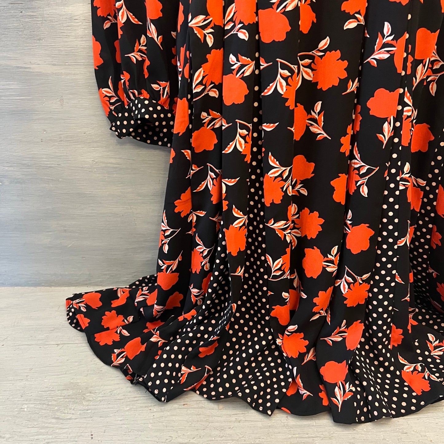 Ann Taylor Floral Polka Dot Print Pleated Flare Skirt Dress Size 8 Good Condition