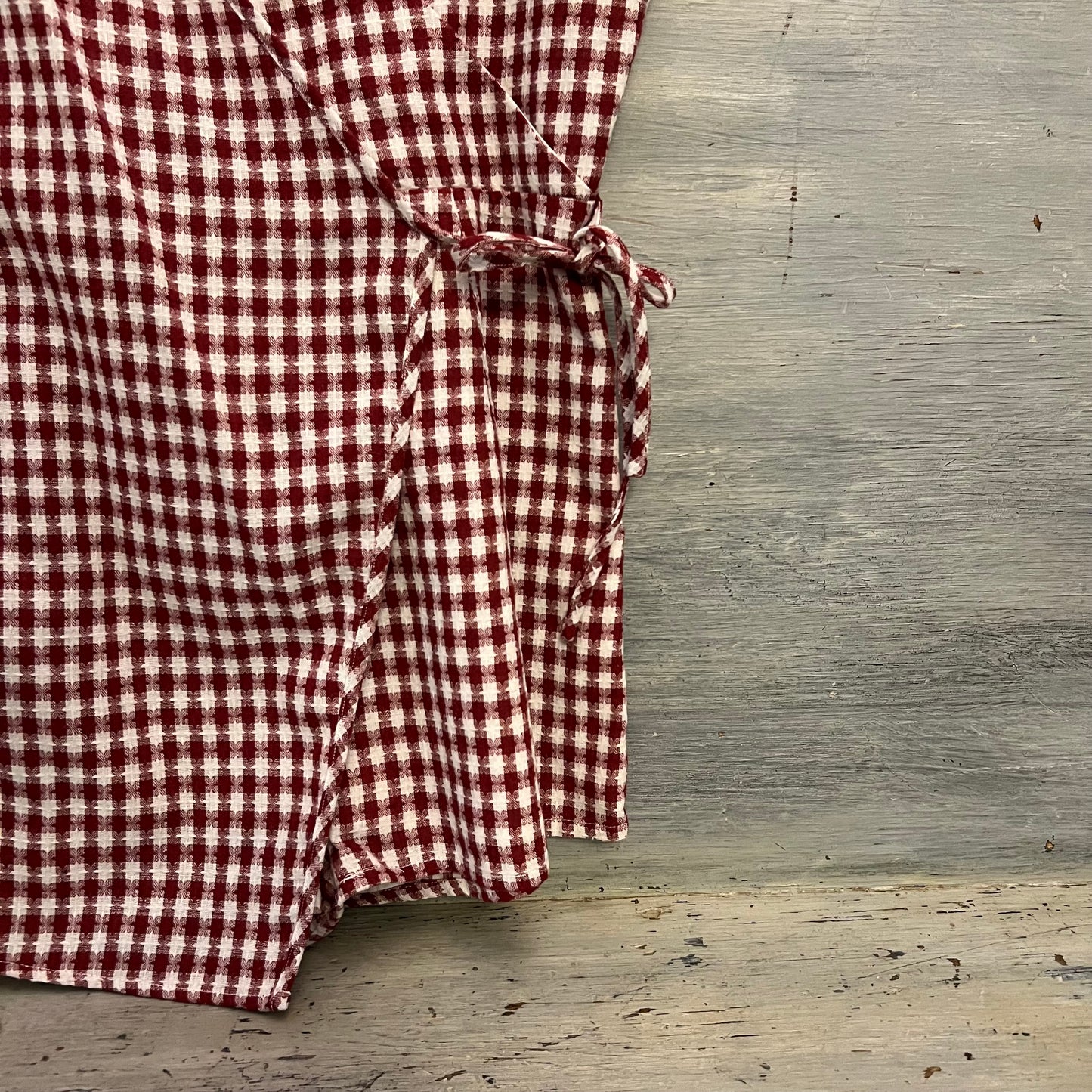 Super Down 100% Cotton Burgundy White Check Faux Wrap Romper Medium Like New