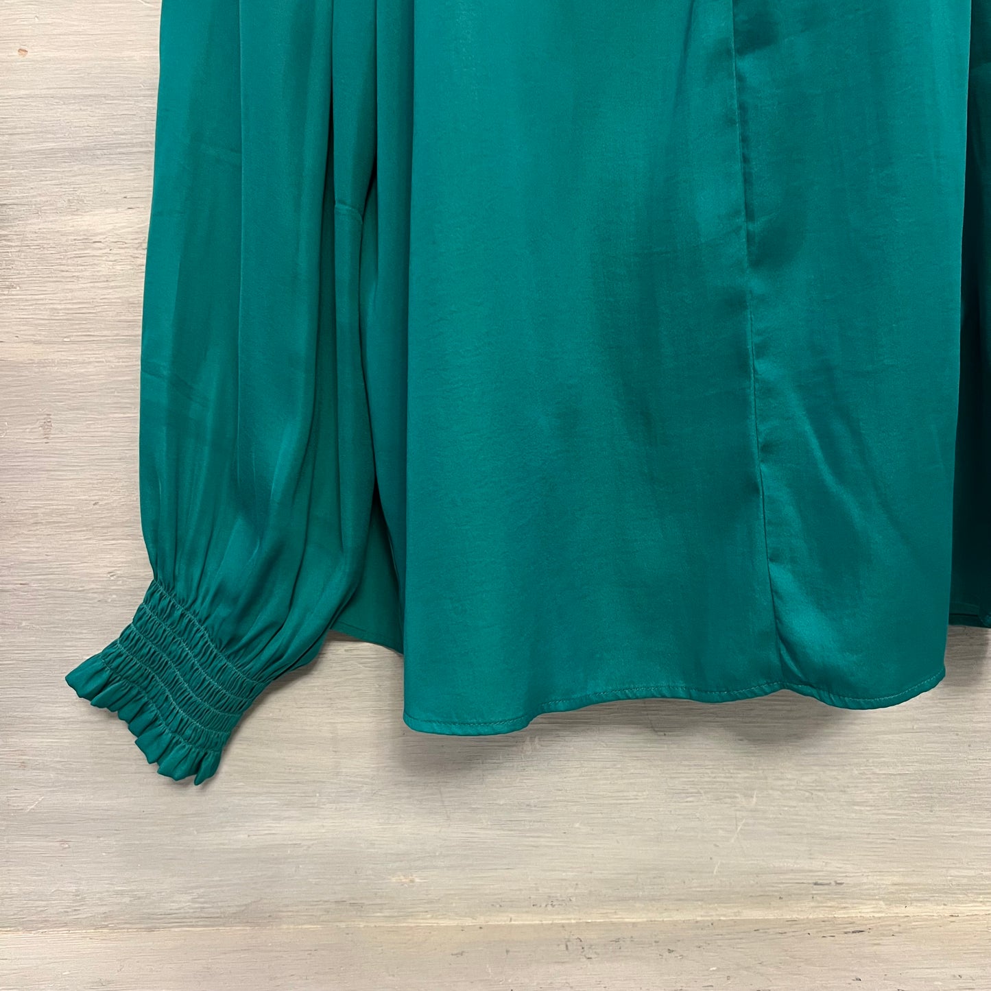 Loft Green Gathered Tie Neck Blouse Smock Size Medium Good Condition