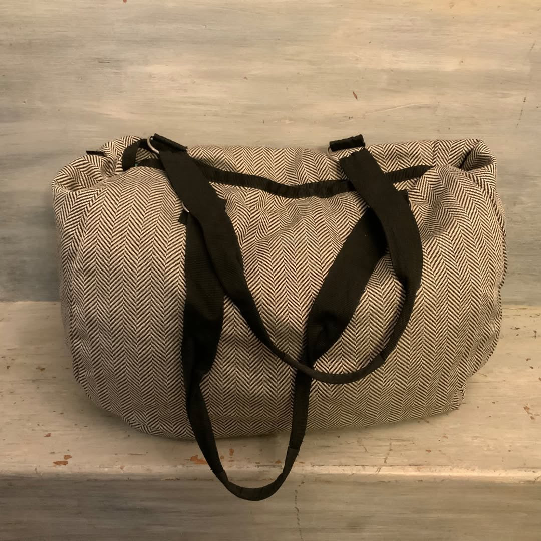 Initials, Inc Extra Large Chevron Tweed Overnight Weekender Travel Tote Bag Good Condition