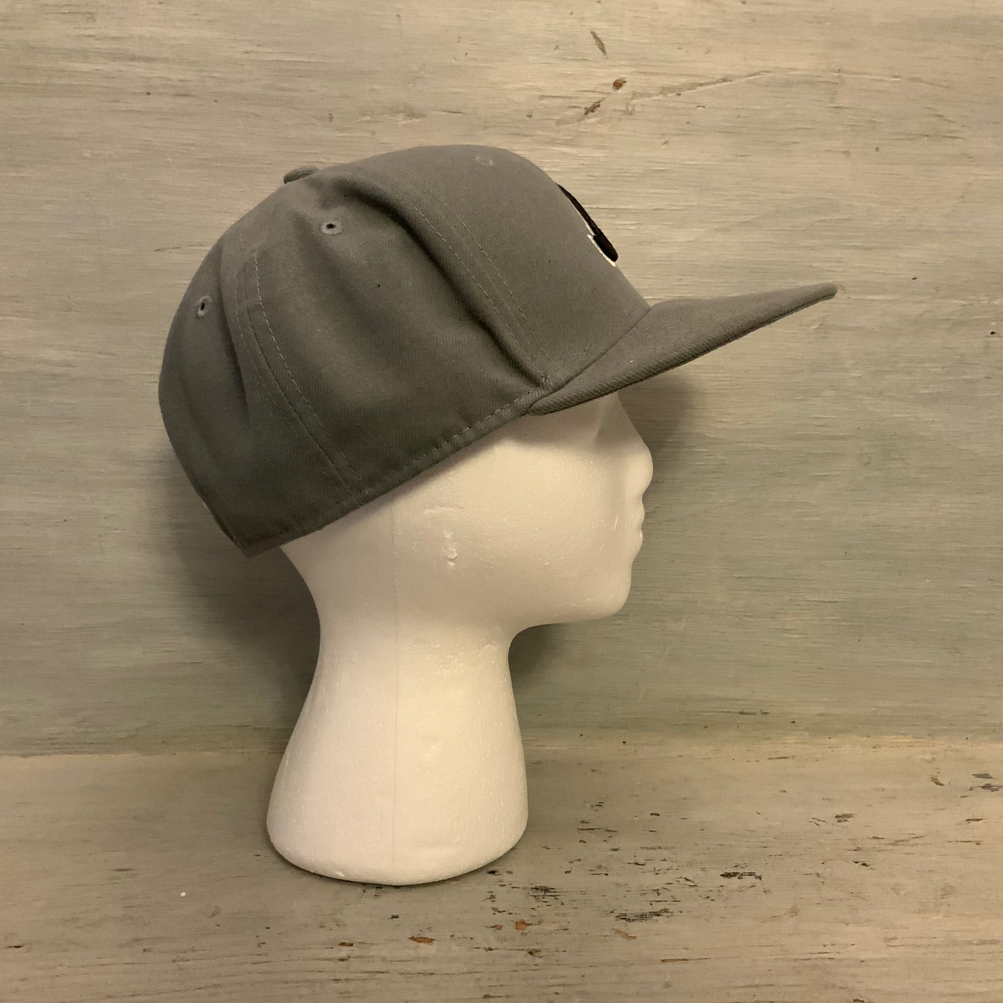 New Era 9Fifty Oakland A’s Gray Ball Cap Hat Size 7 (55.8cm) Good Condition