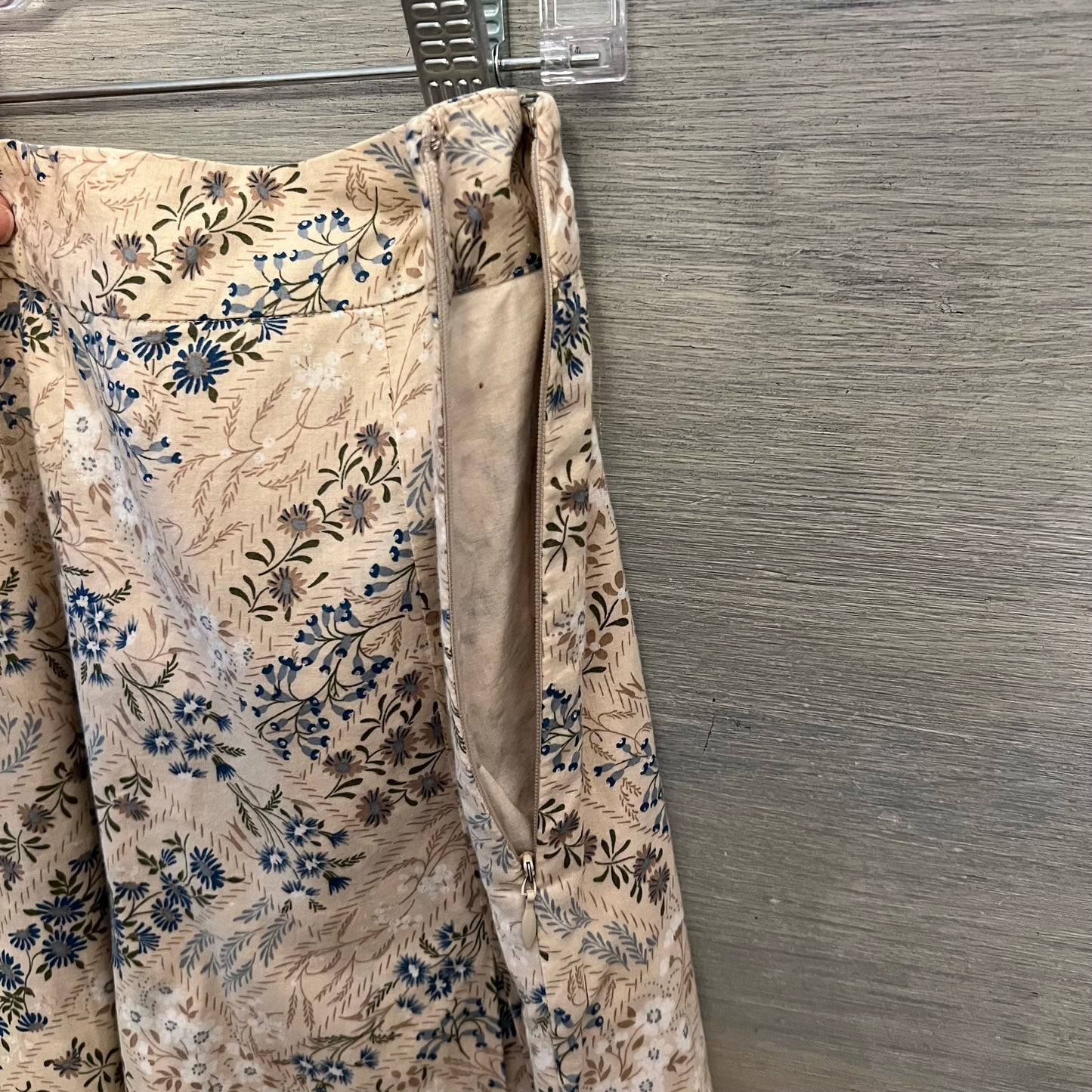 Laura Ashley 100% Cotton Tan Green Floral Print Pleated ALine Flare Skirt 11 Like New