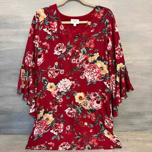 Everly Red Floral Print 3/4 Exaggerated Bell Sleeve Tunic Dress Medium Like New