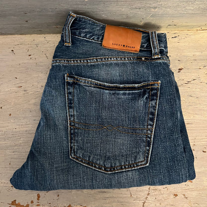 Lucky Brand 221 Original Straight Medium Wash Jeans 33x32 Like New