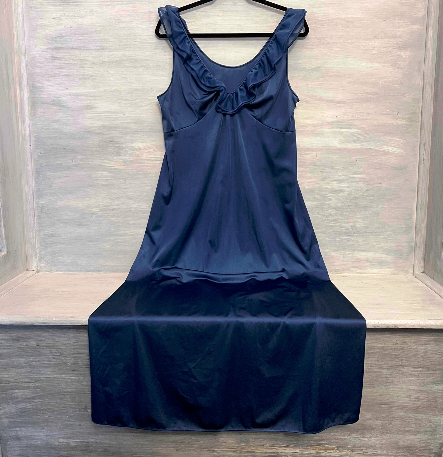 Vintage Shadowline Navy Blue Ruffle Neckline Full Length Night Gown Medium Good Condition