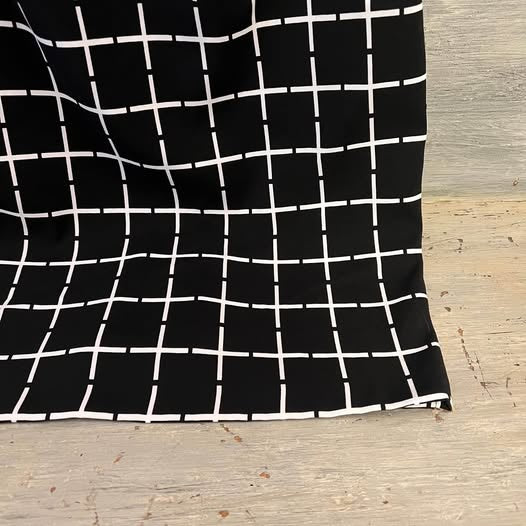 Emma & Michele Sleeveless Black White Geometic Print Belted Dress Size 12 Like New