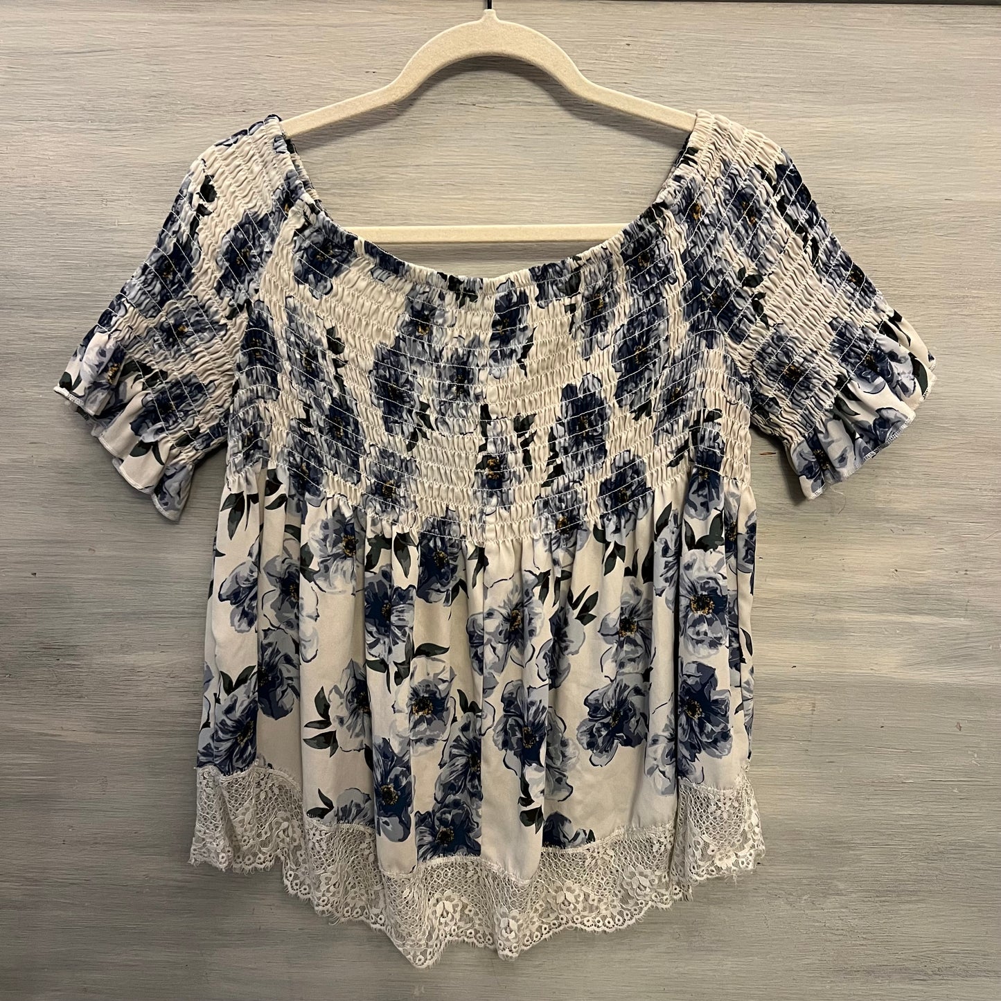 Charlotte Russe White Blue Floral Print Babydoll Off the Shoulder Shirt Large Good Condition