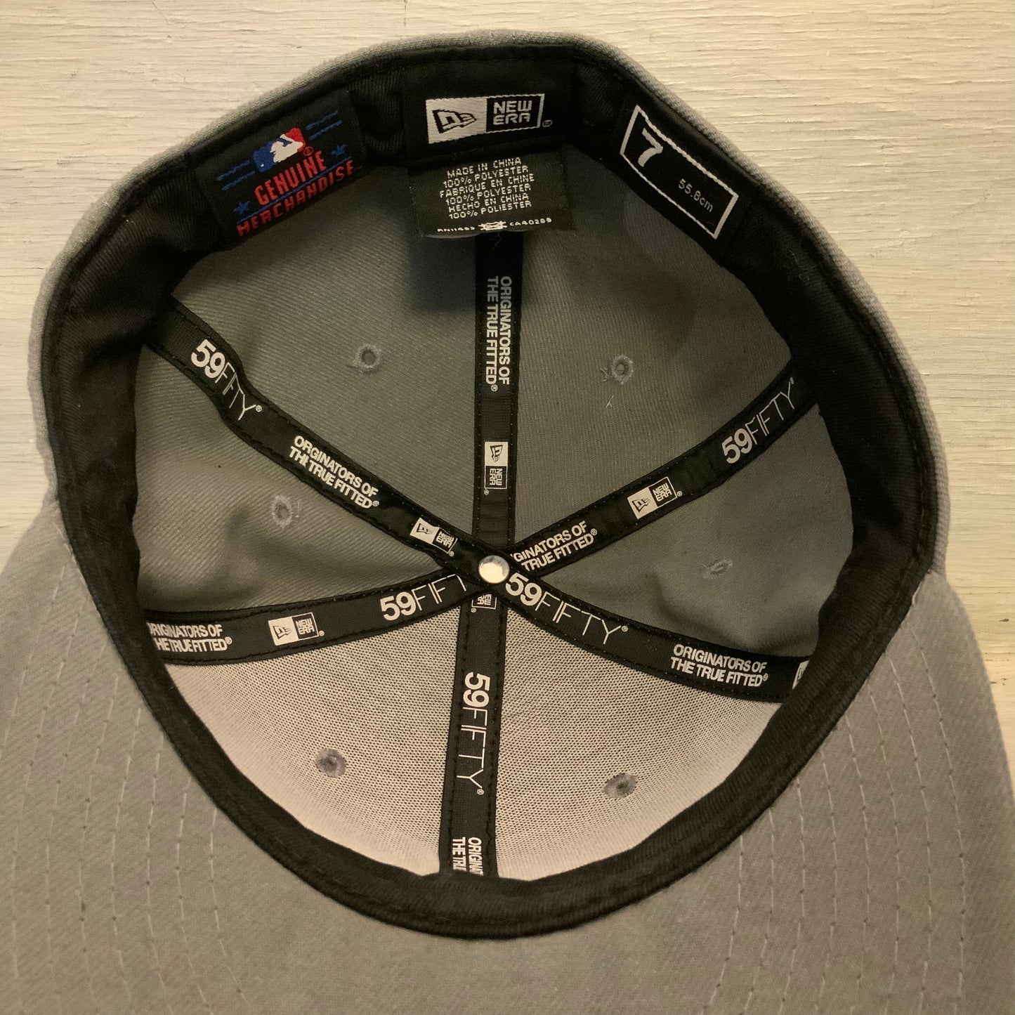 New Era 9Fifty Oakland A’s Gray Ball Cap Hat Size 7 (55.8cm) Good Condition