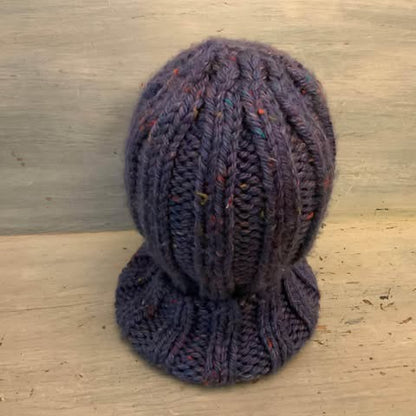 Handmade Women’s Knitted Purple Winter Face Mask Like New