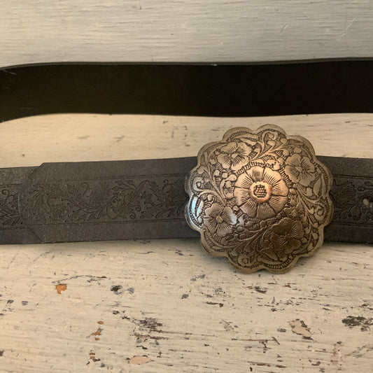 Maurices Italian Black Leather Embossed Belt w/ Brushed Silver Buckle Size Large Good Condition