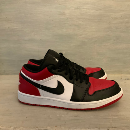 Nike Air Jordan1 Low Red Black White Leather Athletic Shoes Size 11 Like New