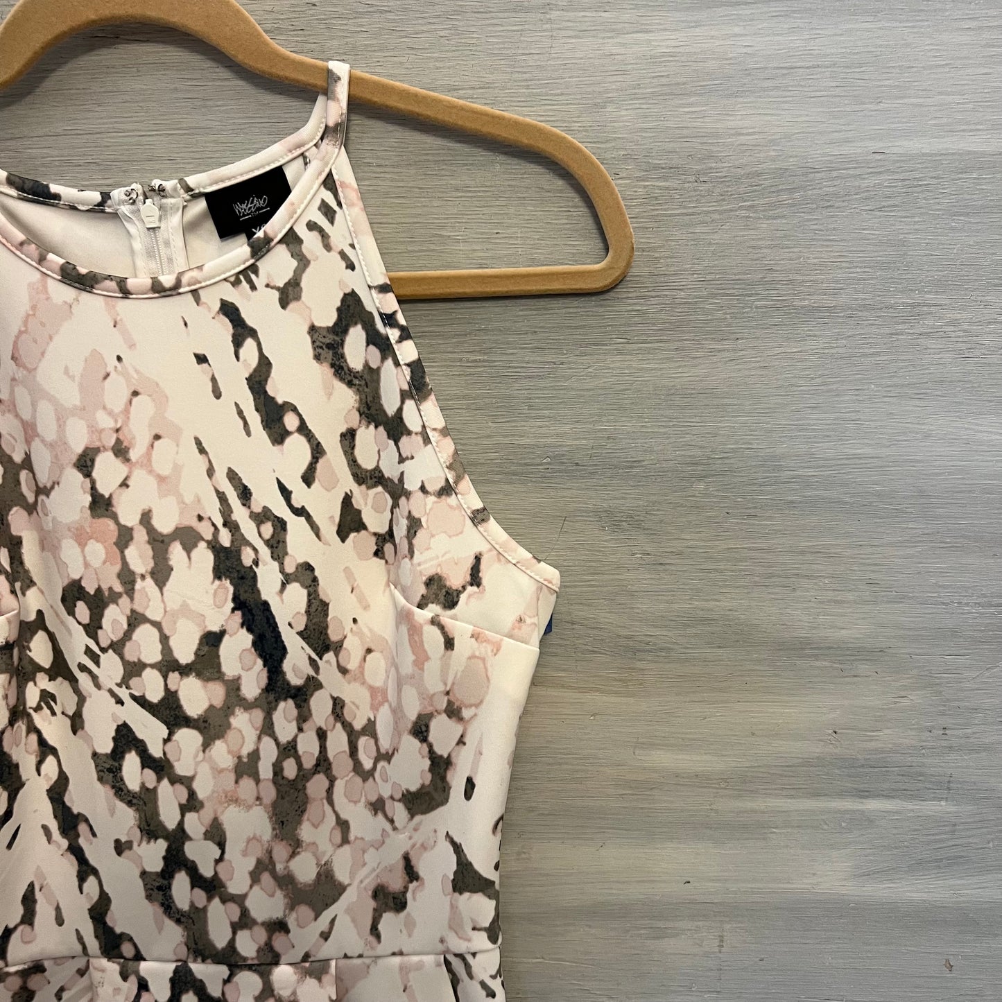 Mossimo Abstract Print Pleated Racerback Flared Dress Size XS Good Condition