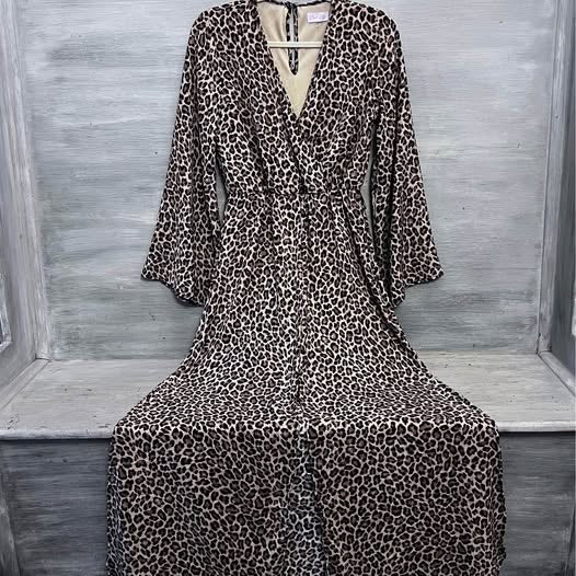 Pink Lily Leopard Print Flare Sleeve Maxi Dress Small Like New