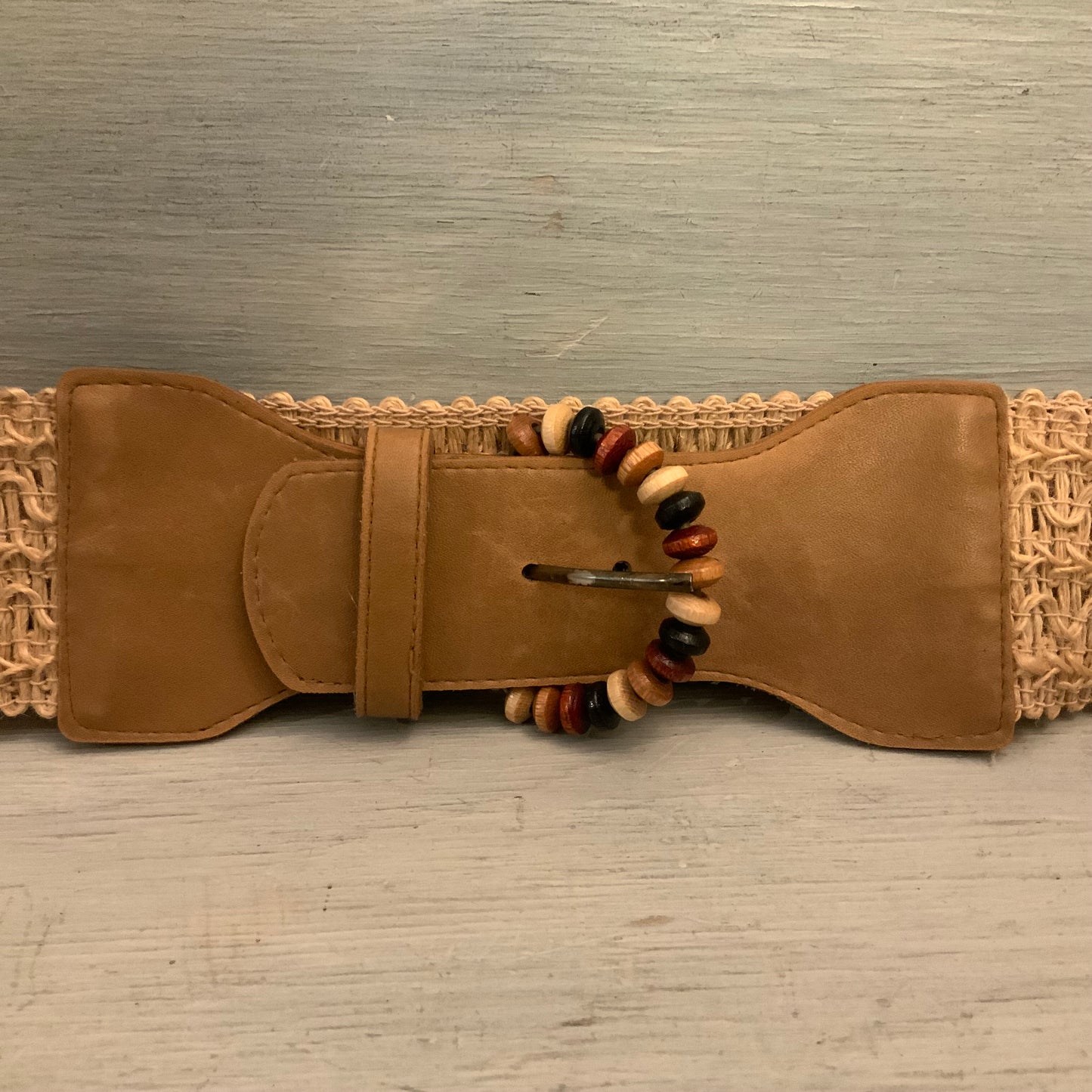 Woven Raffia Faux Leather Beaded Buckle Cinch Waist Fashion Belt Good Condition