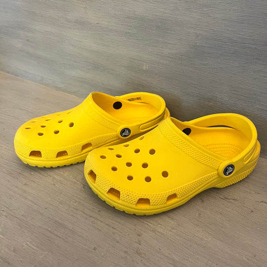 Crocs Adult Yellow Classic Slip On Clog Sandals W5/M7 Like New
