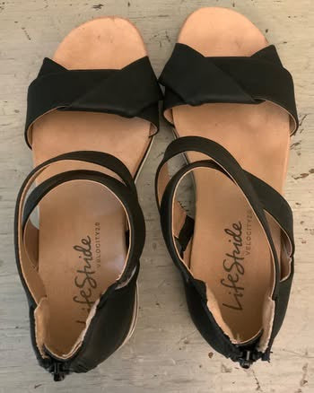 LifeStride Velocity 2.0 Black Faux Leather Gladiator Sandal Open Toe Zip Back Size 9.5 Good Condition