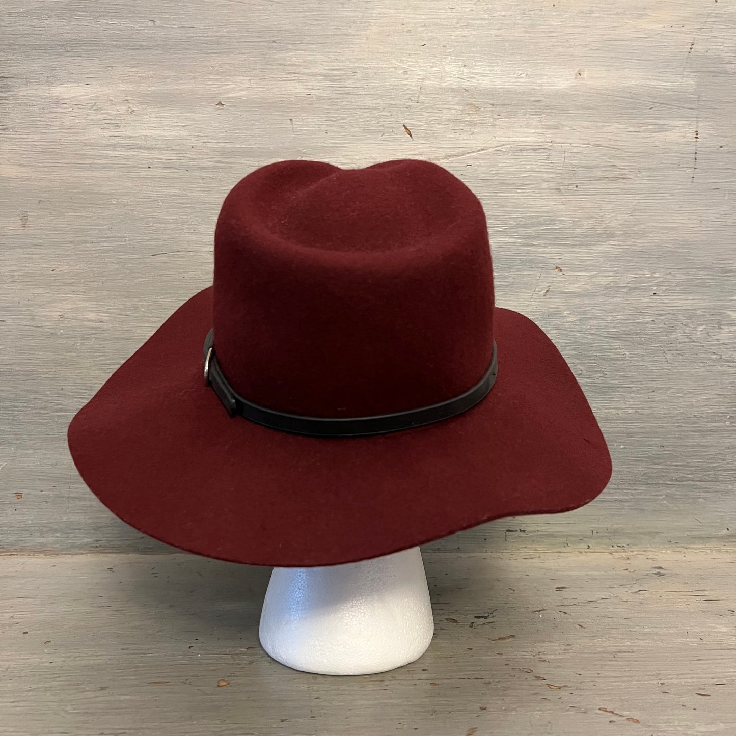 100% Wool Burgundy Faux Leather Band Fedora 21.5” Like New